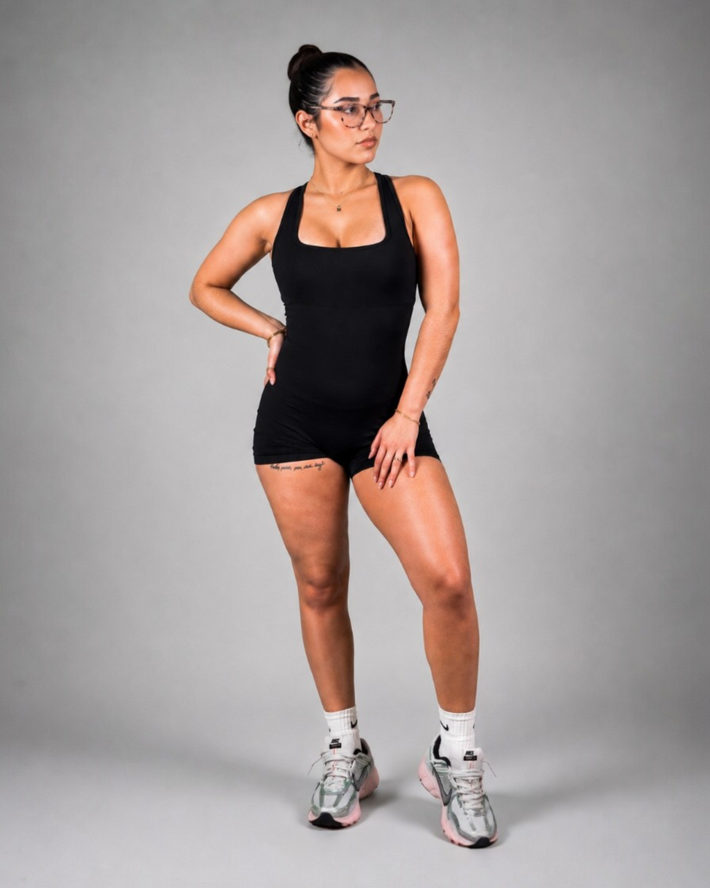 Seamless Scrunch Shorts Set – Black