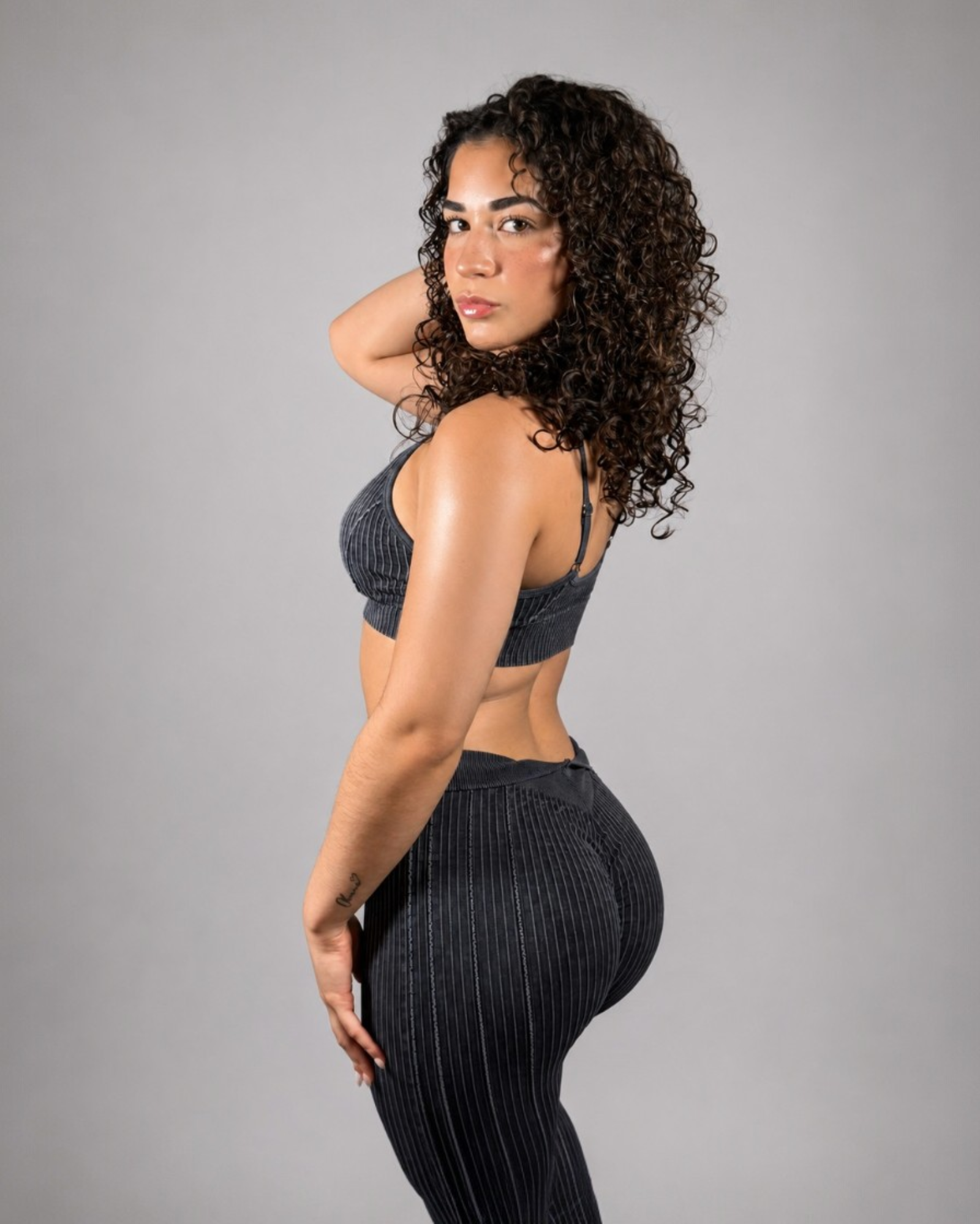 Seamless Scrunch Set – Washed Black